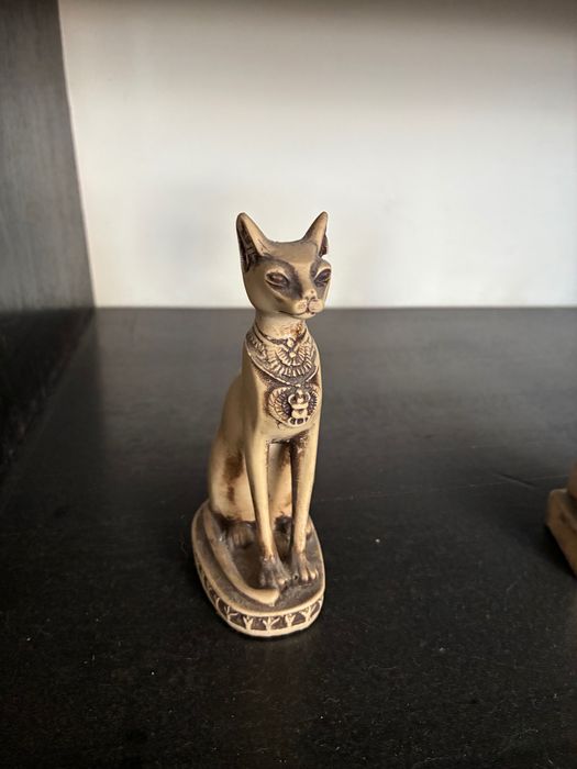 Статуетки на брой или общо