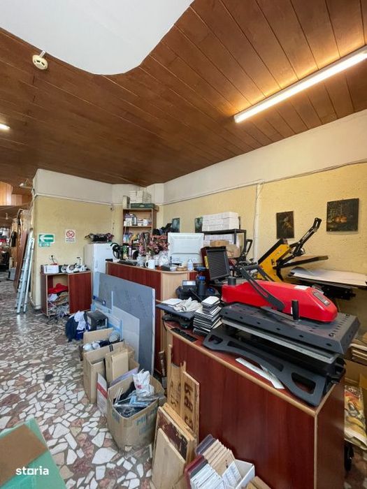 Spatiu comercial de inchiriat, 260 mp,  Centru