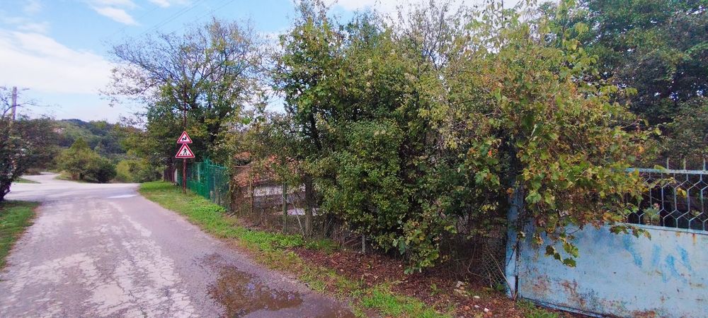 Продава се Къща в с. Радибош, Област Перник - 54 кв.м за 472 €/кв.м - Снимка #2