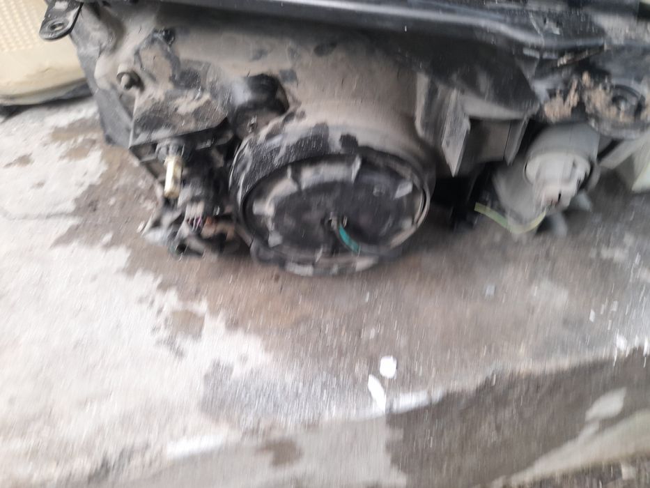 Синоними Фарове за Nissan x-trail