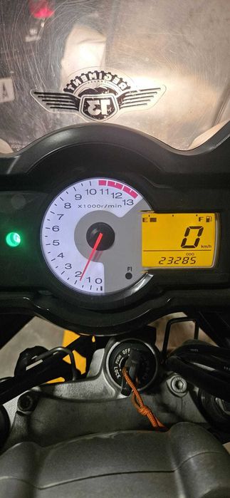 Vand Kawasaki Versys 650 - 2010 - galbena - stare excelenta - 23000km