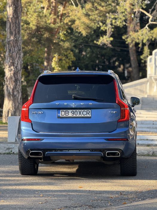 Volvo XC 90-T8 Hybrid 400 cp R design