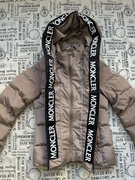 Moncler original дамско яке.M