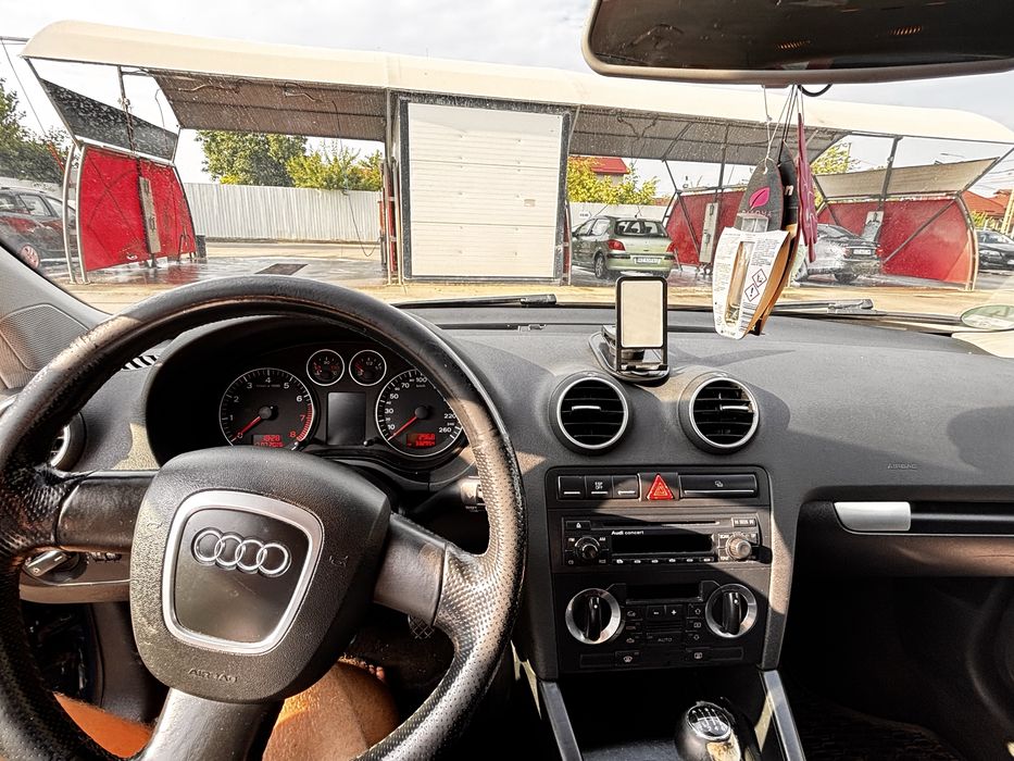 Vând Audi A3 8P