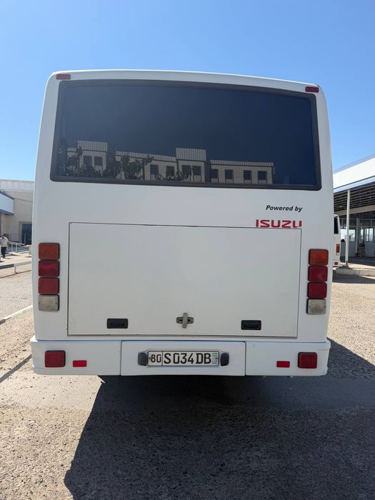 Автобус Isuzu сотилади 2019