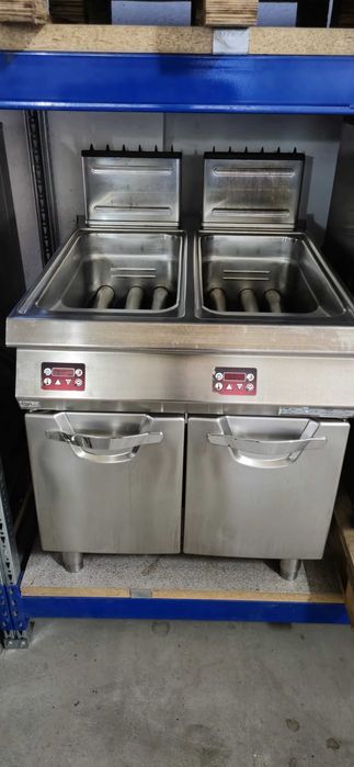 Friteuza dubla 22L,profesionala,LINIA 900,horeca,GAZ / GPL,Angelo Po