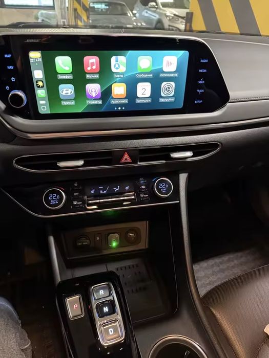 CarPlay & Android Auto Adaptor Wireless Dongle