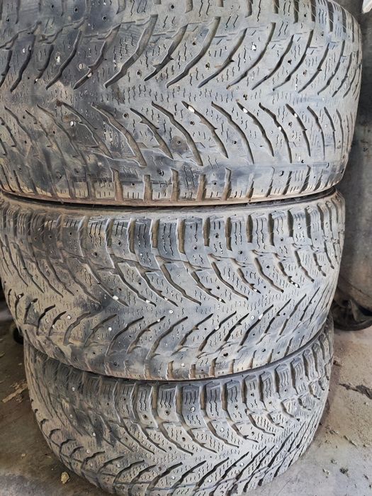 Комплект шин б.у