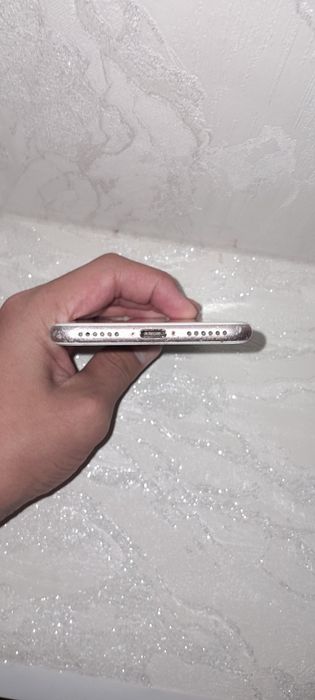 Iphone 7 продажа не разблокировали