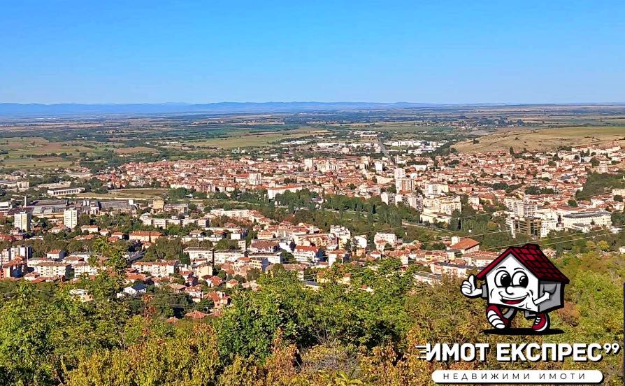 Парцел 2 декара, с панорама, над кв.Чинара, параграф 4, за вила