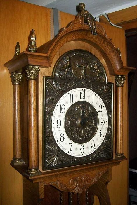 Ceas - Pendulă de perete cu două greutăți