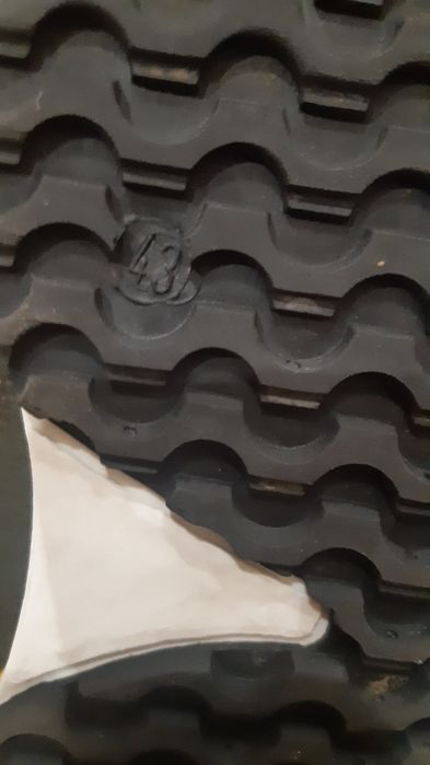 НОВИ Оригинални маратонки АДИДАС