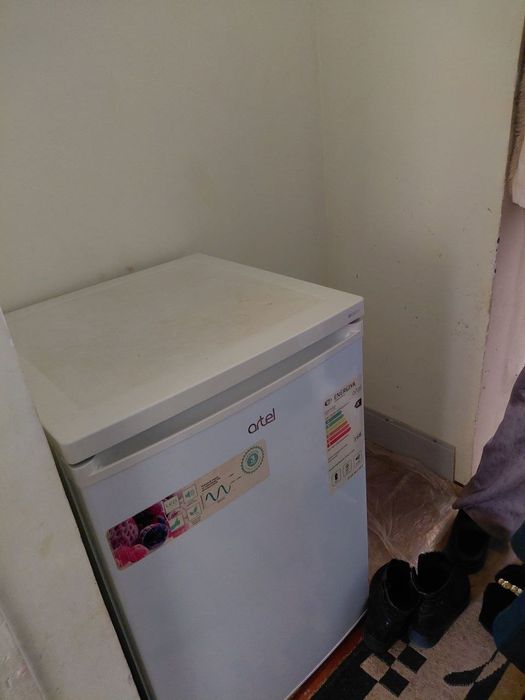 Сдается 1 ком кв в Чирчике 1 мкн 3 этаж на актибре