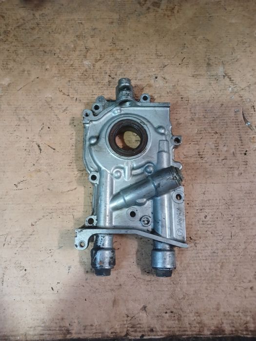 Масляный насос Субару