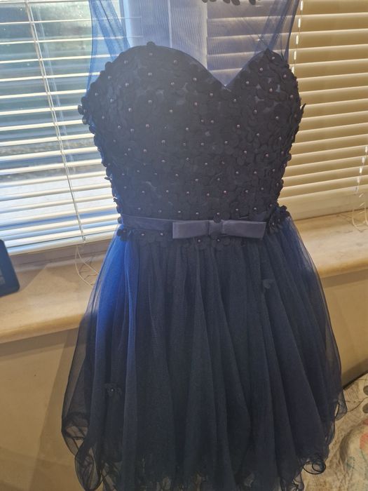 Официална рокля S