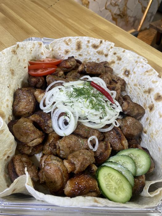 Шашлыки на доставку и вынос, кафе