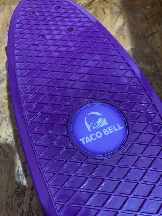Pennyboard Taco Bell