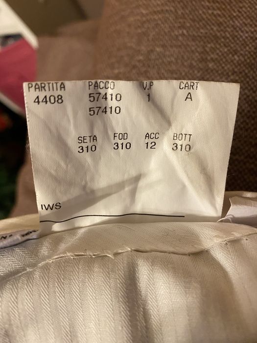 Продам костюм Canali. В отличном состоянии