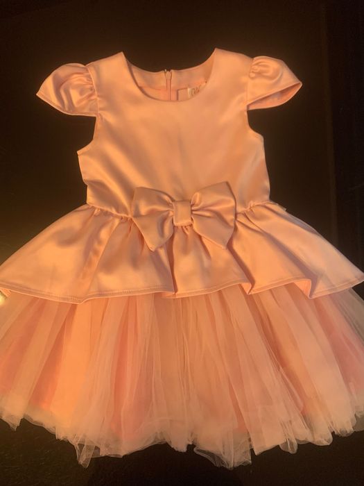 Прекрасна рокля 116 ръст