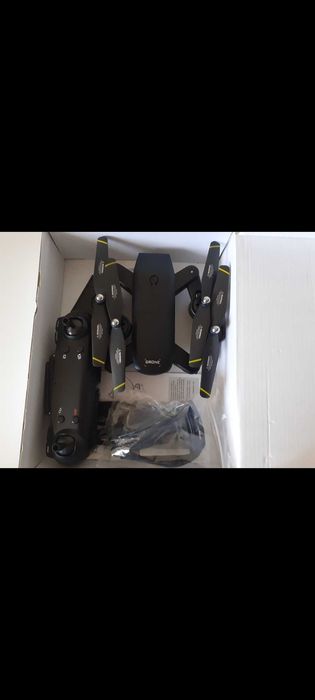 Дрон.    SG700-S