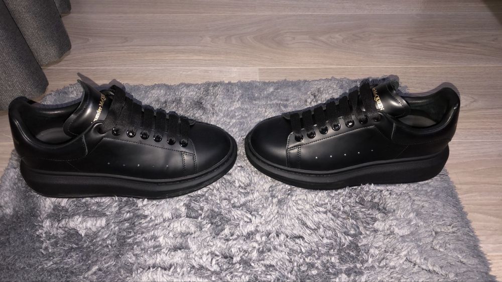 Adidasi Alexander McQueen , Marime 40