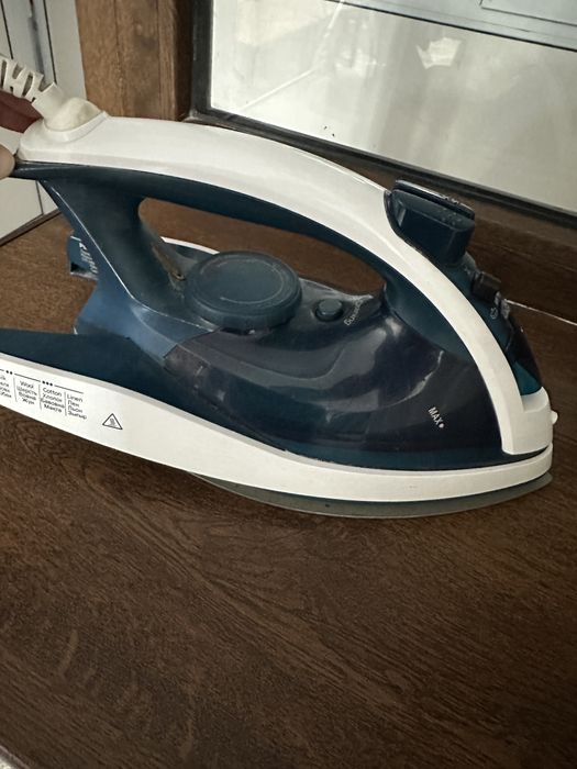 Продам Panasonic утюг.