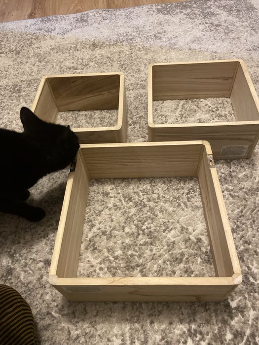 Rafturi lemn diverse marimi . Atricol nou fara eticheta.