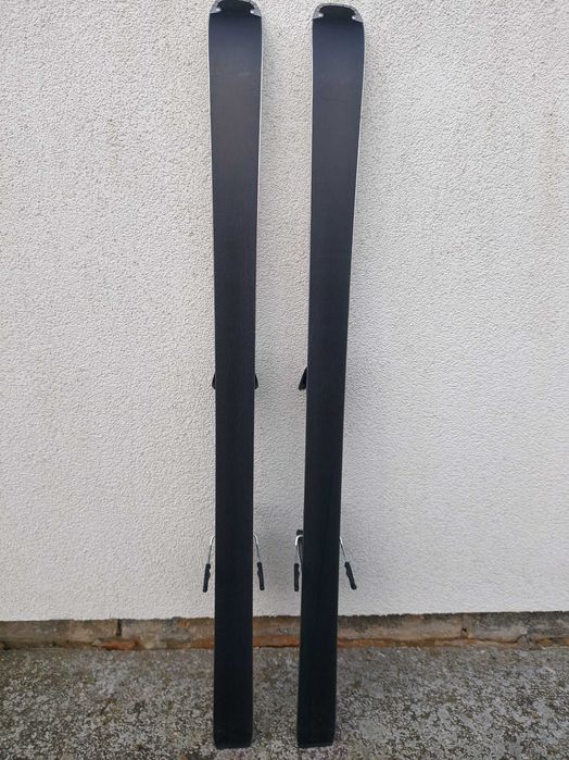 Продавам ски Атмик