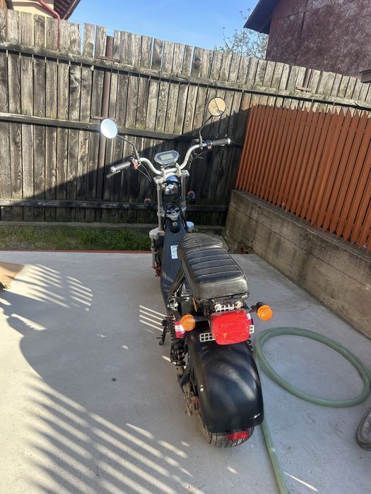 Vand scuter electric