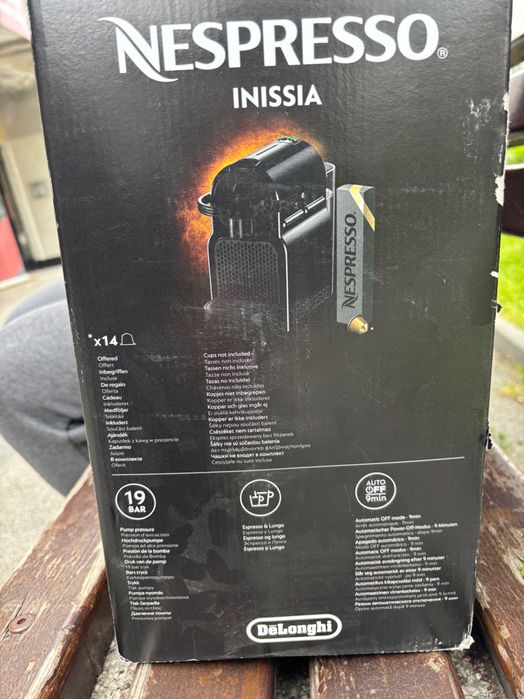 Кафемашина NESPRESSO Inissia Черна