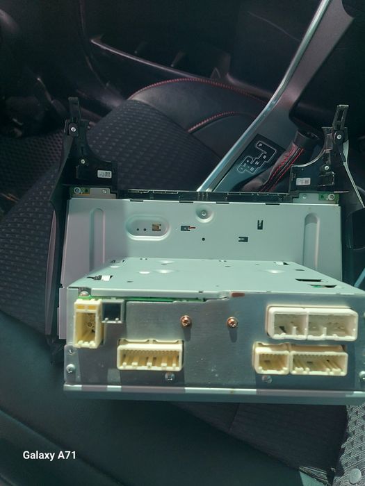 Продаю Автомагнитолу