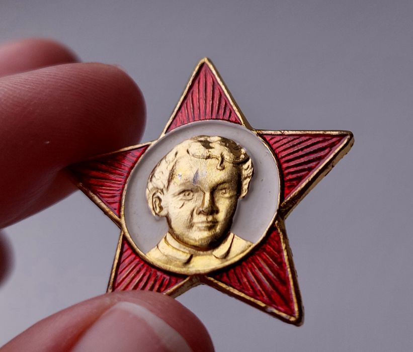 Значки времен СССР