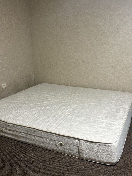 Продам матрац 180*200