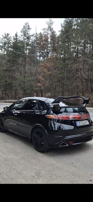 Спойлер за honda civic 8 и 9 генерация