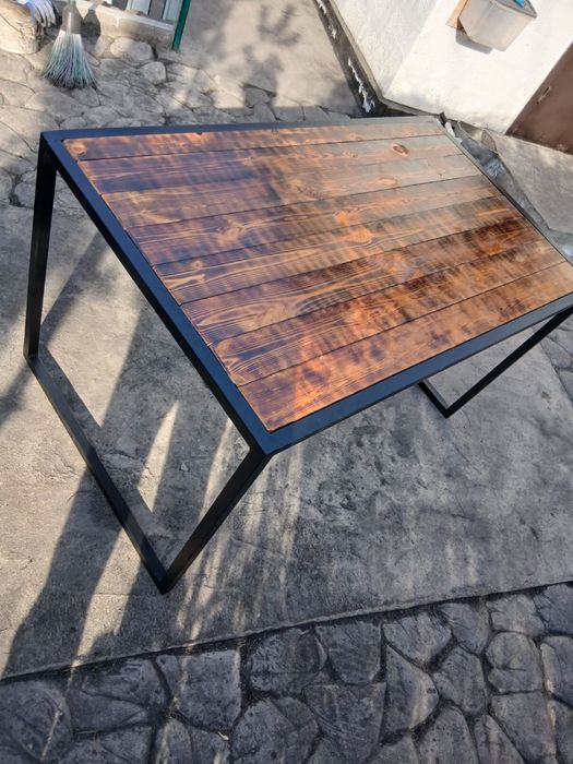 Стол для дачи и беседок