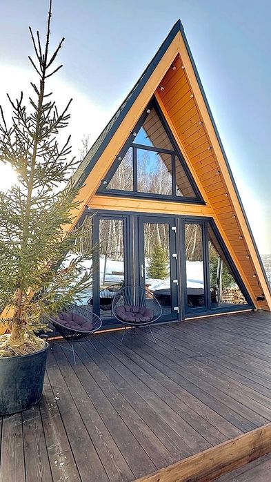 Vând case modulare tip A