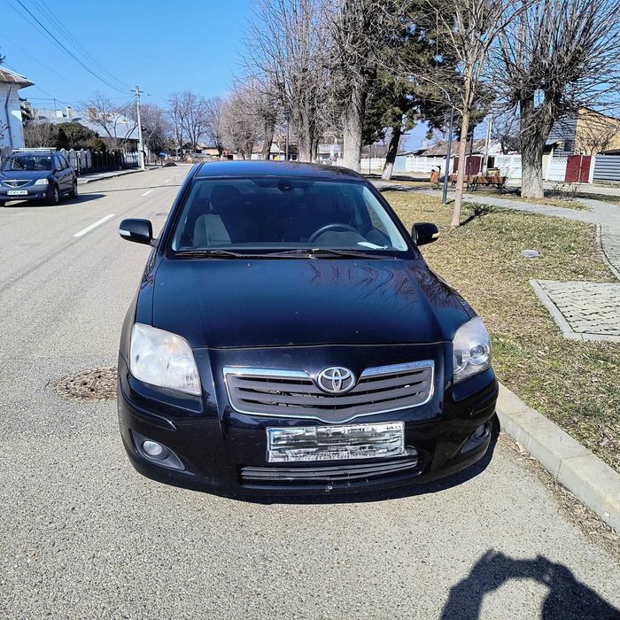 Vand  Toyota Avensis