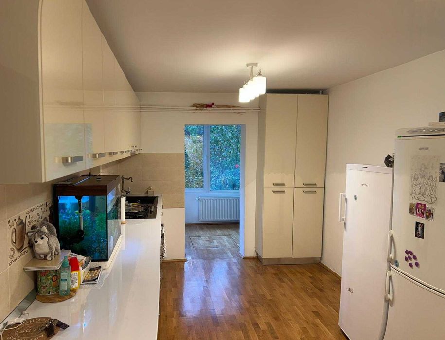 Proprietar vand ap cu 3 -4 cam in Mircea cel Batran