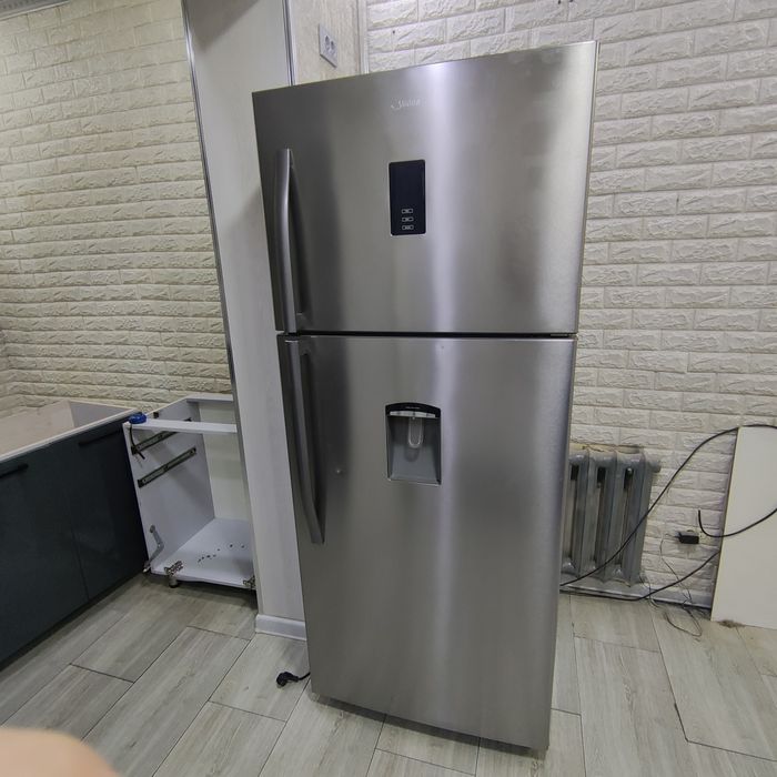 Холодильник Midea большой б.у 450л самовывоз