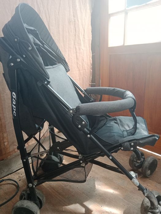 Продам коляску прогулочную