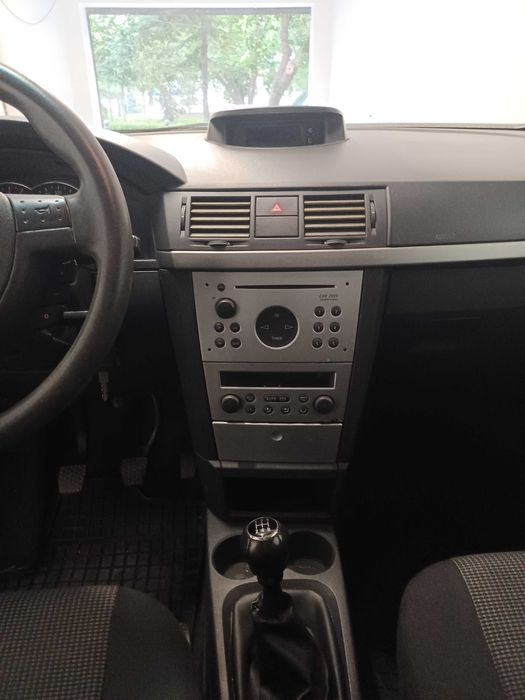 Opel Meriva 1.7 CDTI год 2004