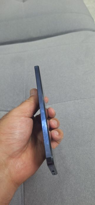 Продам телефон VIVO Y100