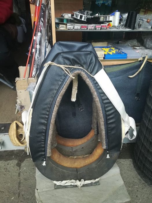 Сёдла,уздечки,хомуты