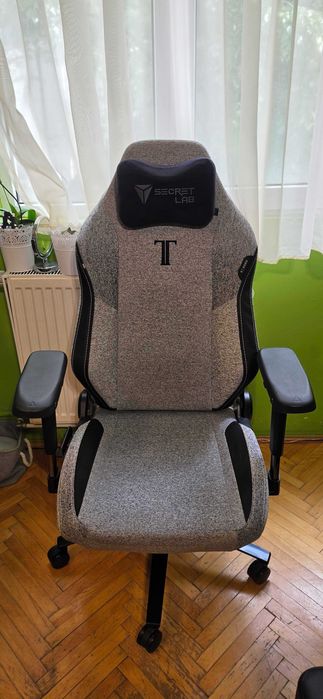 Висок клас Офис/геймърски стол Secretlab Titan Evo