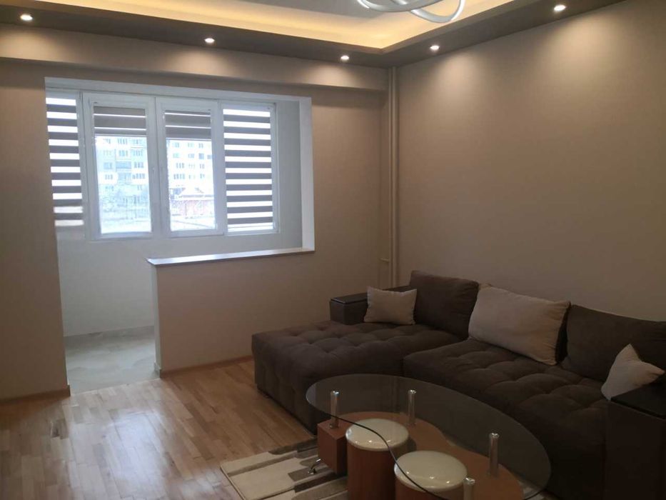 Дава се под наем Двустаен апартамент в София, Надежда 1 - 65 кв.м за 714 € - Снимка #1