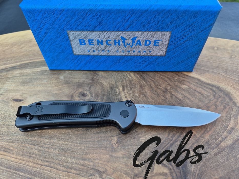Автоматичен нож Benchmade 9750 Mini Coalition AUTO ,S30V сатенено гладко острие, сиви алуминиеви дръжки с черни G10 инкрустации