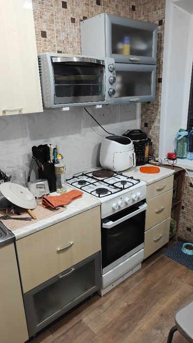 Продам кухонный гарнитур