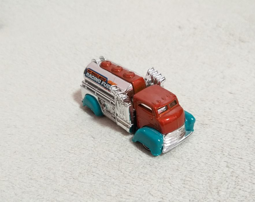 Машинки Hootwheels