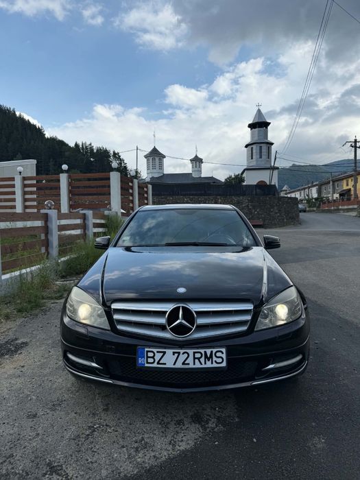 Mercedes Benz C220