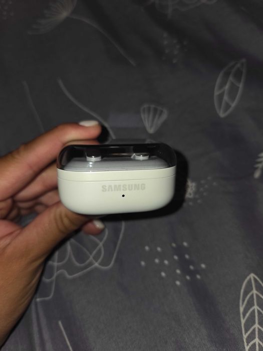 Samsung Buds 4 pro